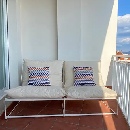 Vistas Al Mar En Moderno Y Amplio Piso-sanxenxo Centro Apartman