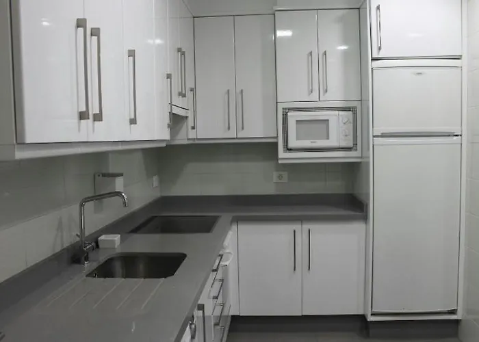 Vistas Al Mar En Moderno Y Amplio Piso-sanxenxo Centro Apartment *