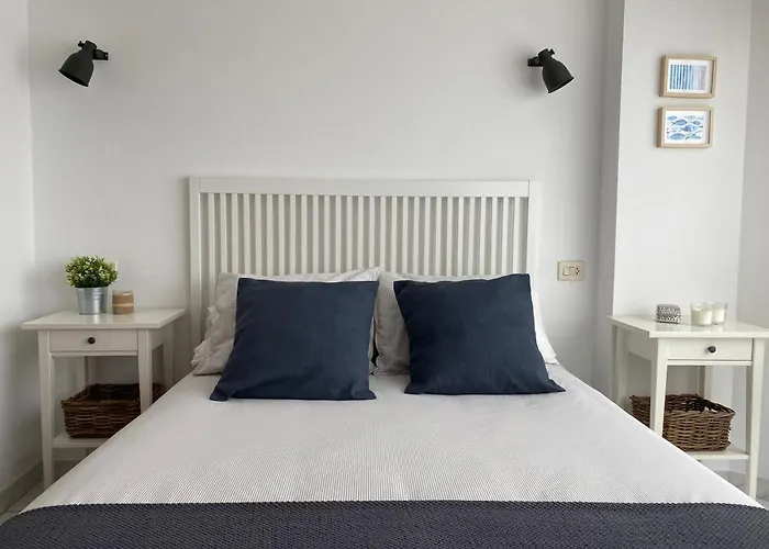 Vistas Al Mar En Moderno Y Amplio Piso-sanxenxo Centro Sanxenxo